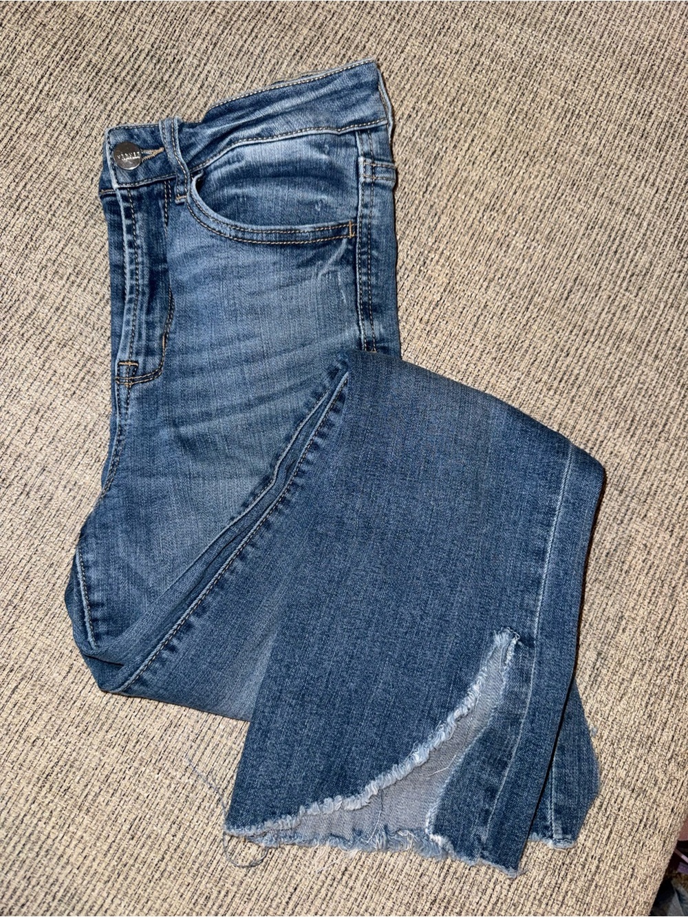 Women's Ankle Crop Distressed Hem Jeans in Blue